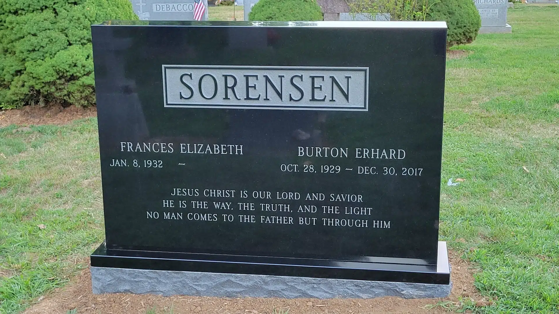 Granite Custom Mausoleum hand-carved by Mausoleum Design Shop in NJ — image 8
